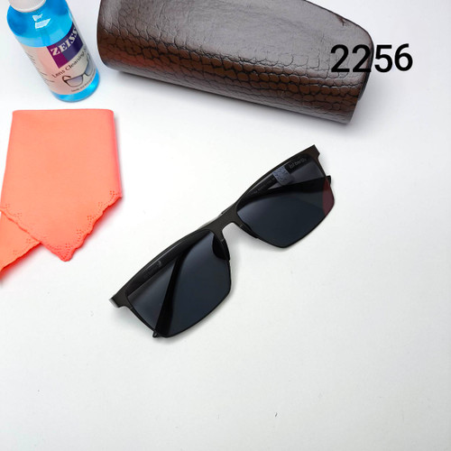 عینک آفتابی مردانه پلاریزه تیتانیوم نشکن برند آیس برلین Ice berlin مدل 2256