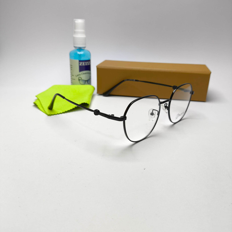 عینک طبی زنانه بلوکات فلزی گرد برند پازتی Pazetti مدل 30027