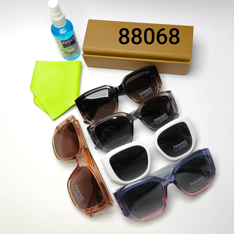 عینک آفتابی زنانه پلاریزه دیور Dior مدل 88068