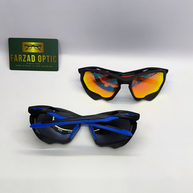 عینک آفتابی اسپرت ورزشی اکلی Oakley مدل 4939 بیس دار