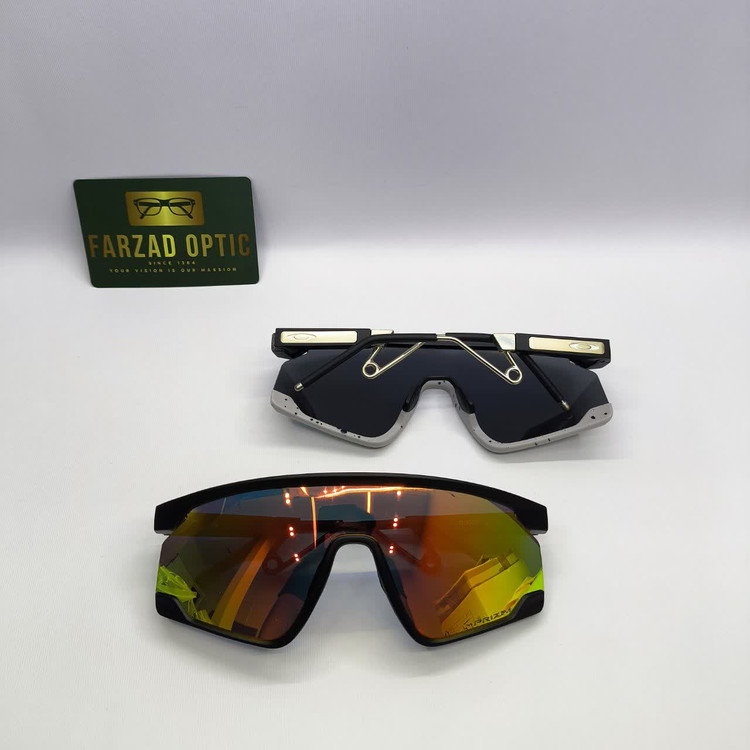 عینک آفتابی اسپرت ورزشی اکلی Oakley مدل 9237 بیس دار کائوچو UV400
